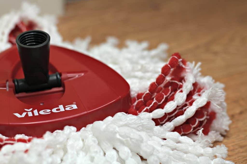 The Vileda EasyWring & Clean Turbo Mop and Bucket Set - Soph-obsessed