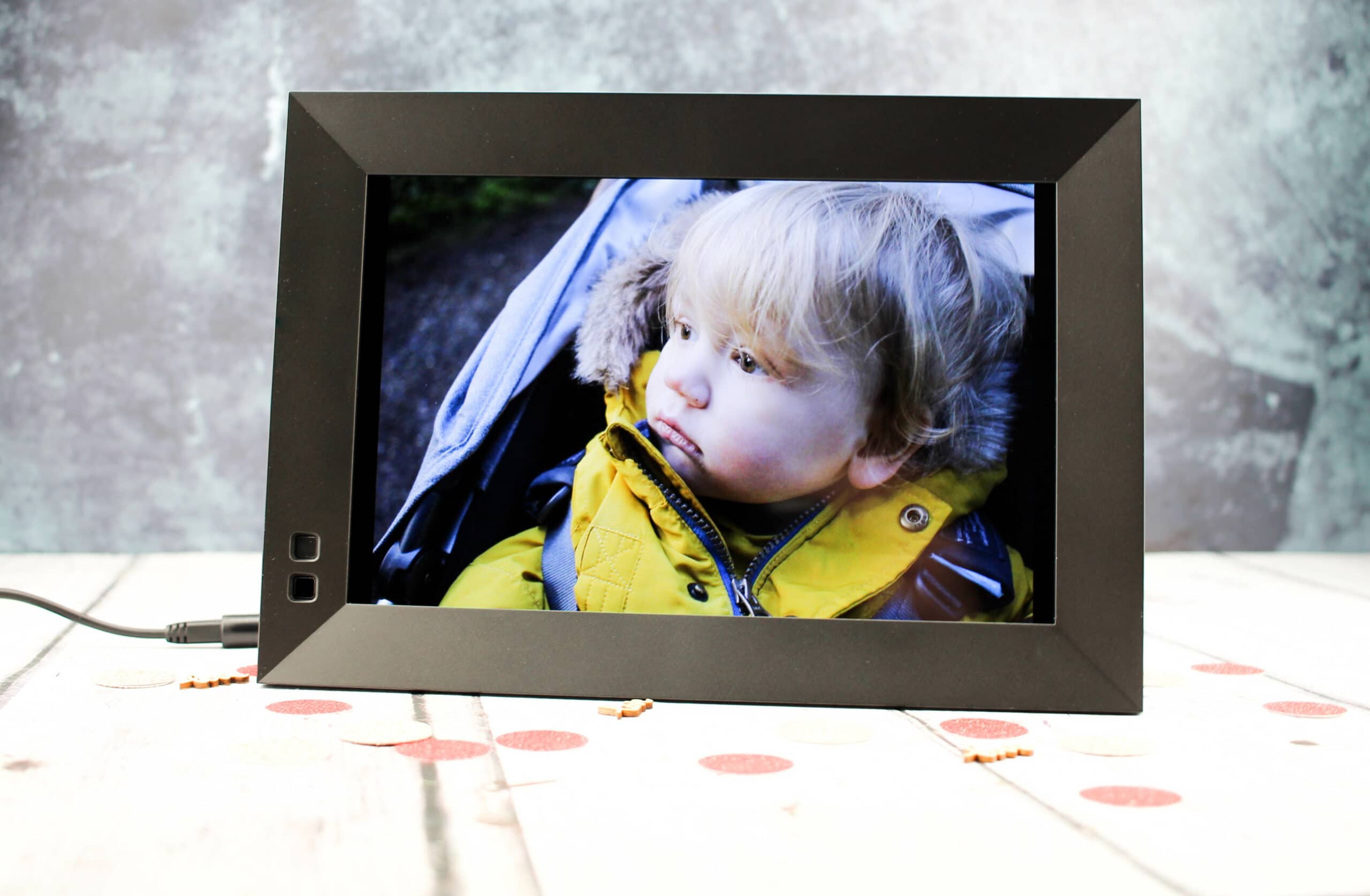 WIN Nixplay Digital Photo Frame (ADGifted) Sophobsessed