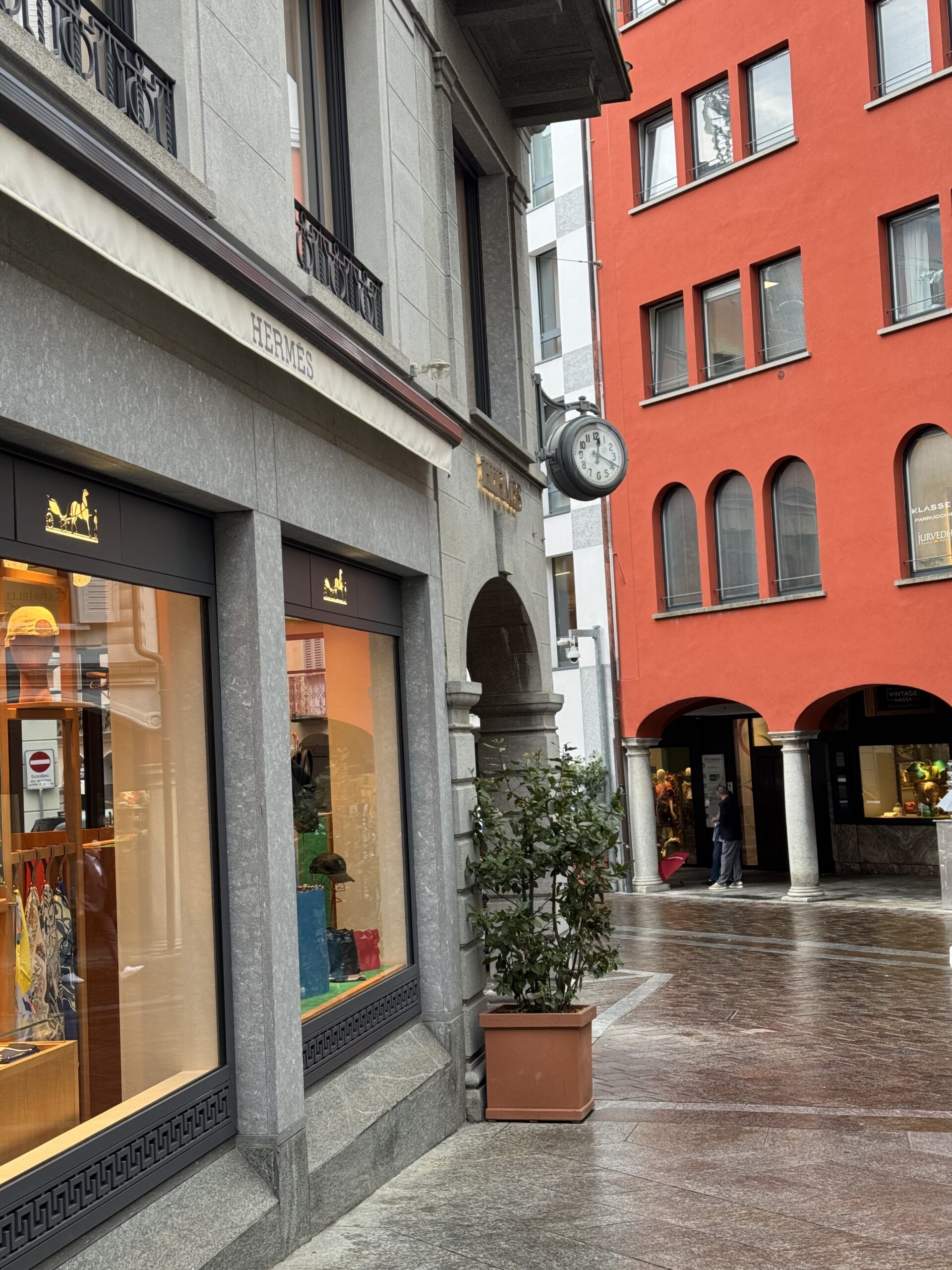 switzerland high street
